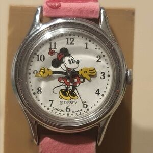 Vtg Lorus Minnie Mouse Silver/White Leather Women's Watch